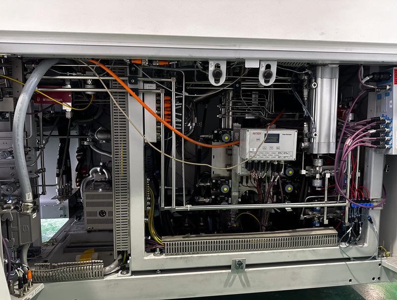 Aixtron G 4 MOCVD (Metal Organic Chemical Vapor Deposition)