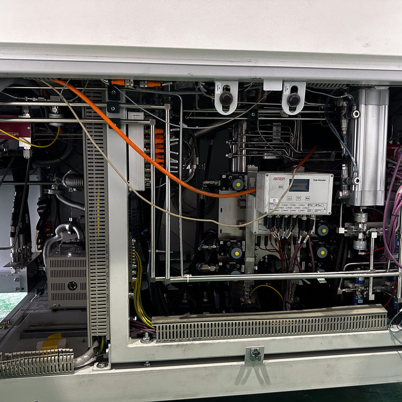 Aixtron G 4 MOCVD (Metal Organic Chemical Vapor Deposition)