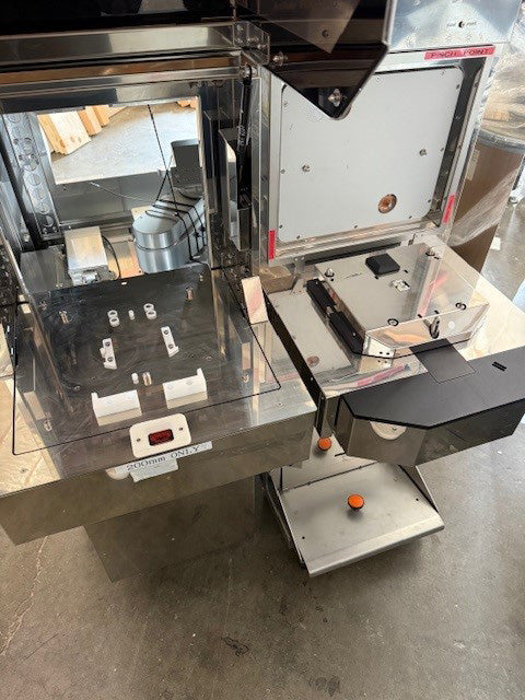 Hitachi S 9360 CD-SEM (Critical Dimension Scanning Electron Microscope)