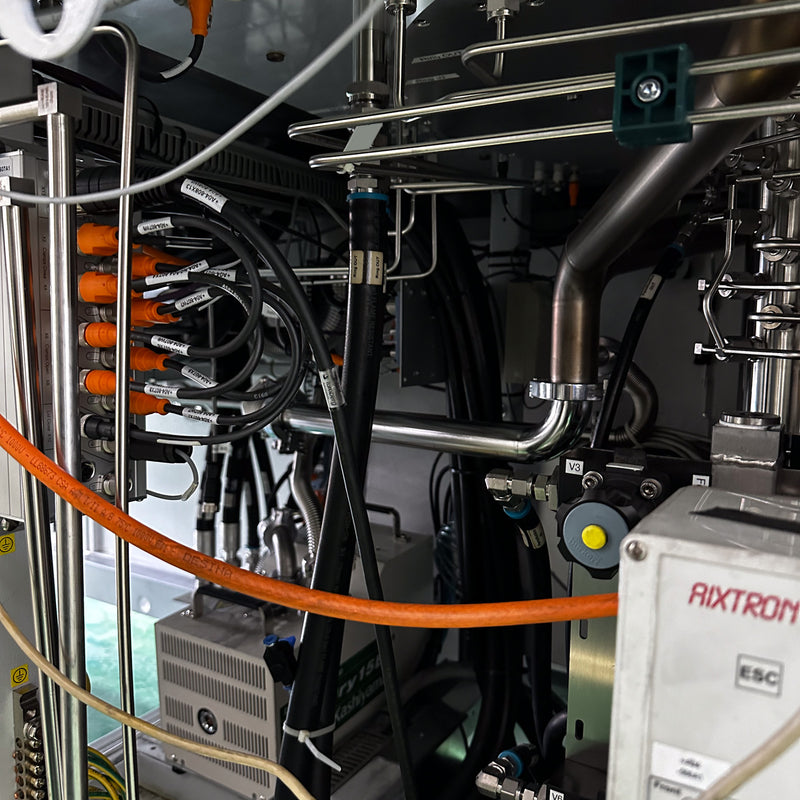 Aixtron G 4 MOCVD (Metal Organic Chemical Vapor Deposition)