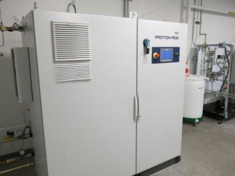 Nel Proton PEM Series 4 Hydrogen Generator