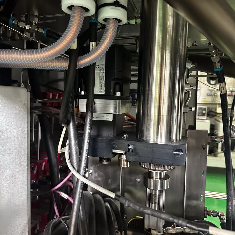 Aixtron G 4 MOCVD (Metal Organic Chemical Vapor Deposition)