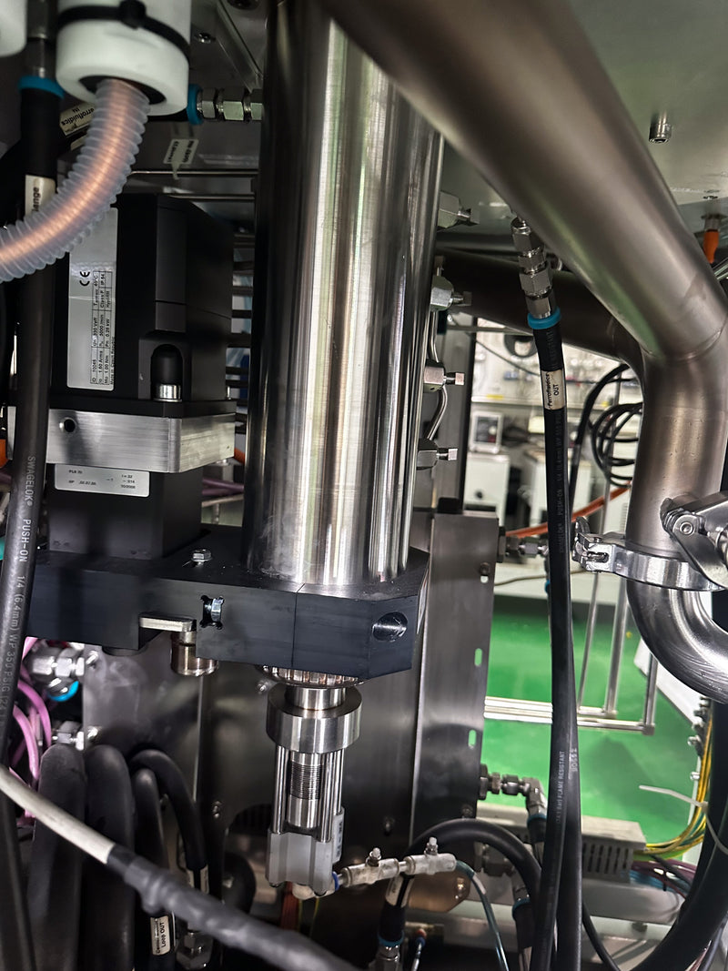 Aixtron G 4 MOCVD (Metal Organic Chemical Vapor Deposition)