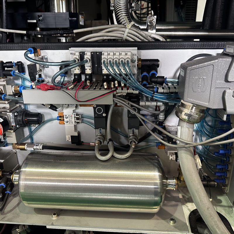 Aixtron G 4 MOCVD (Metal Organic Chemical Vapor Deposition)