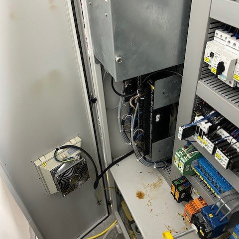 Satisloh CM 2 S Centering Machine
