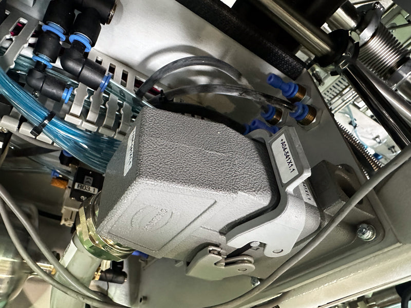 Aixtron G 4 MOCVD (Metal Organic Chemical Vapor Deposition)