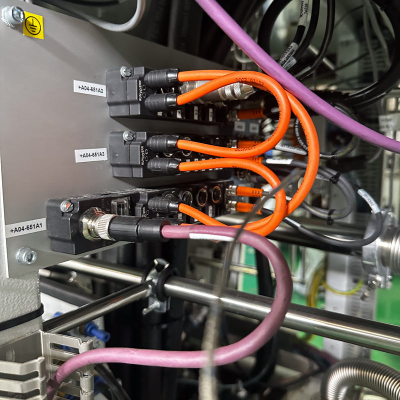 Aixtron G 4 MOCVD (Metal Organic Chemical Vapor Deposition)