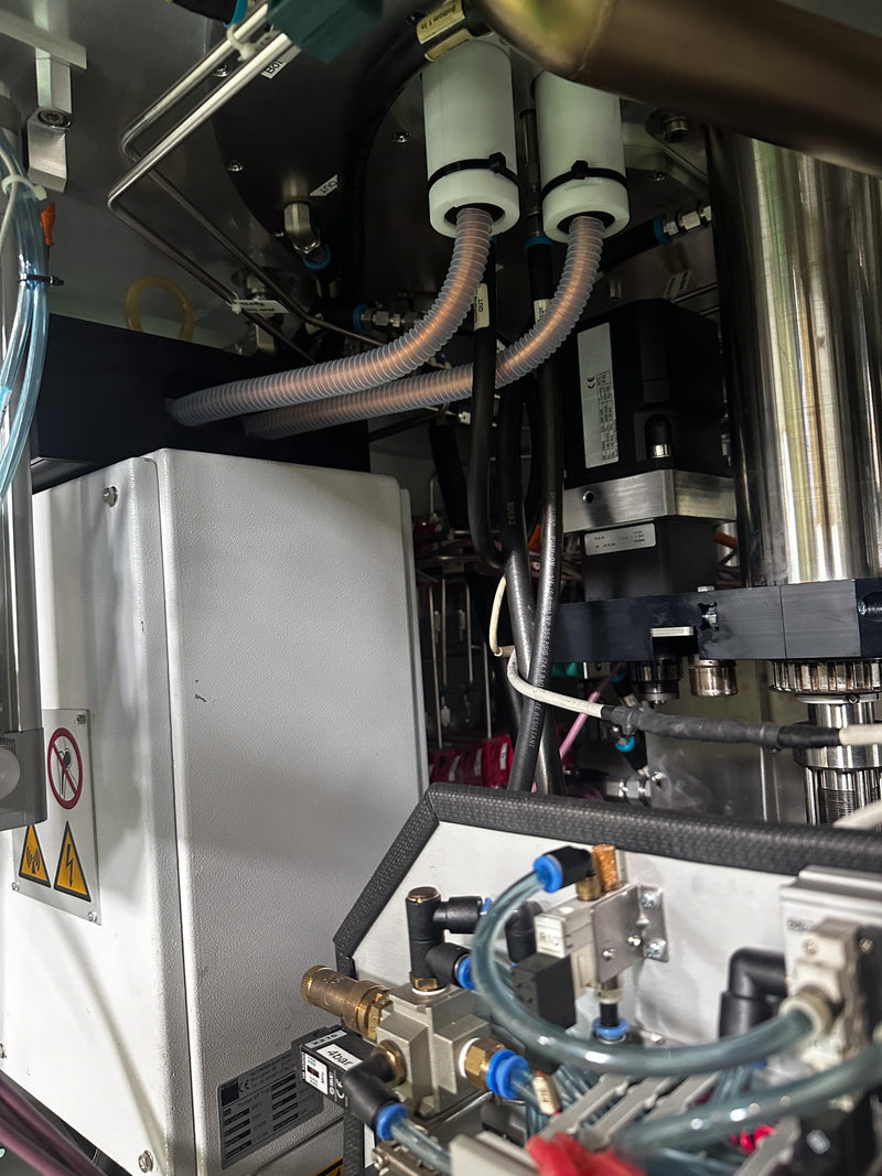 Aixtron G 4 MOCVD (Metal Organic Chemical Vapor Deposition)