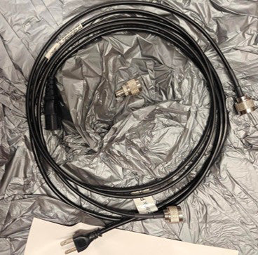 Anritsu MG 3692 B Signal Generator