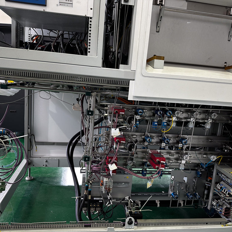 Aixtron G 4 MOCVD (Metal Organic Chemical Vapor Deposition)