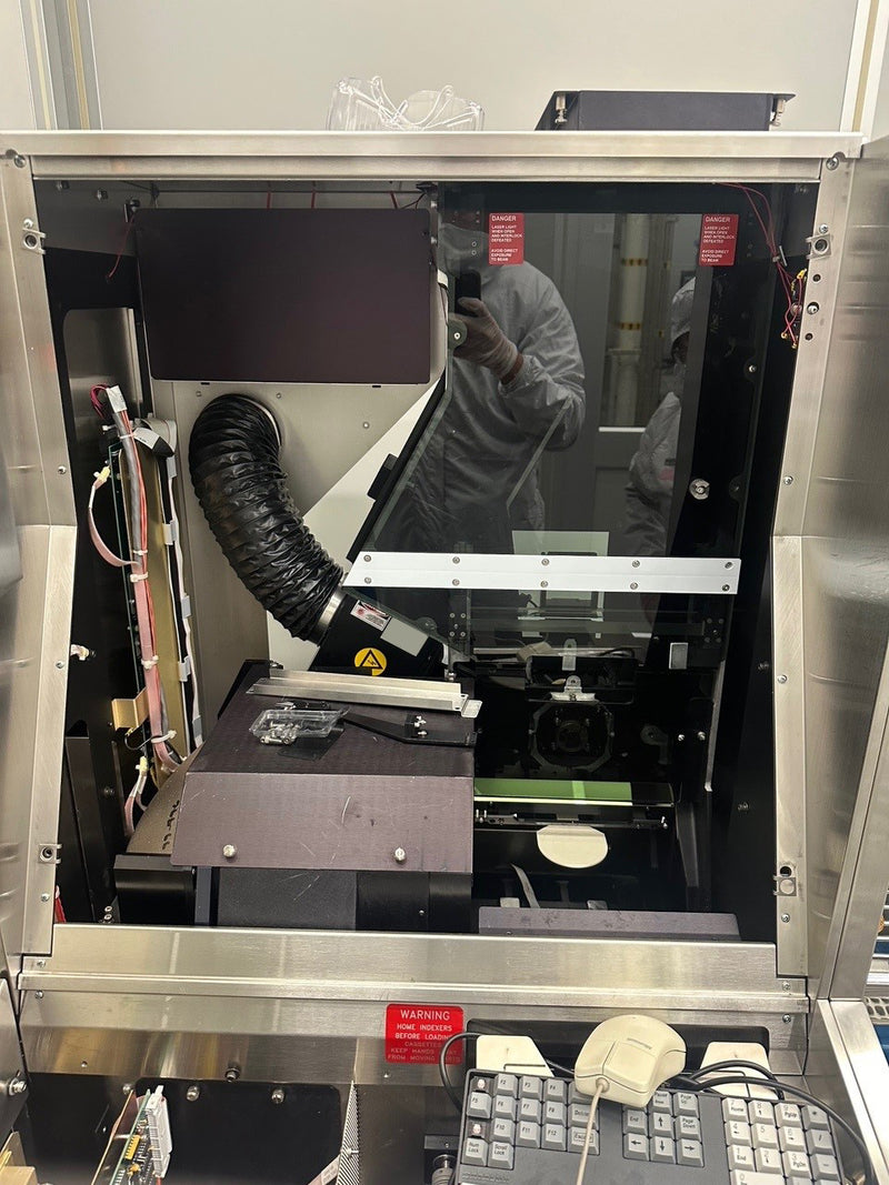 KLA Surfscan 6420 Particle Defect System