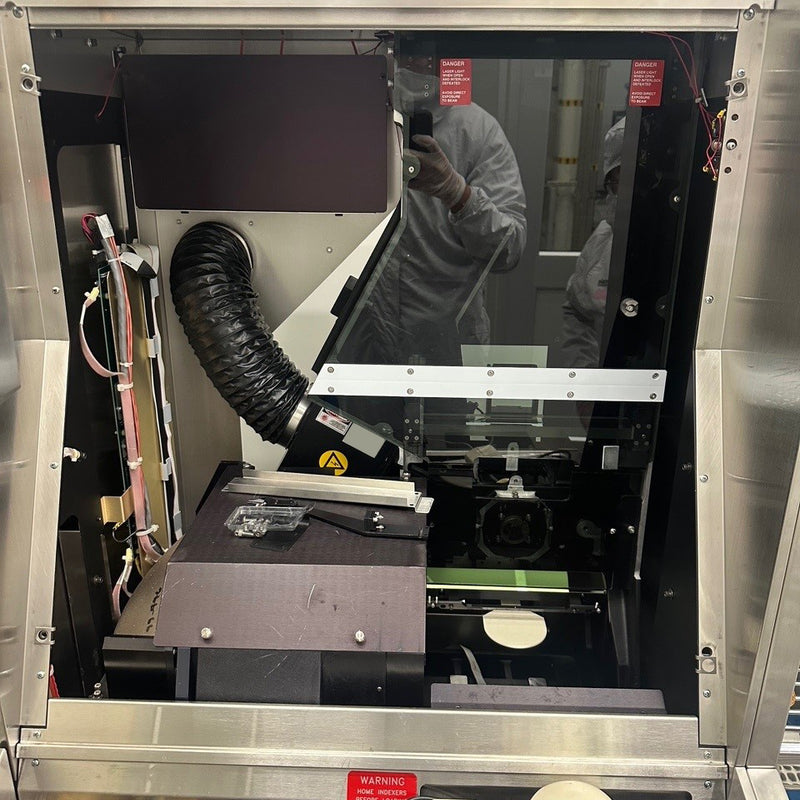 KLA Surfscan 6420 Particle Defect System