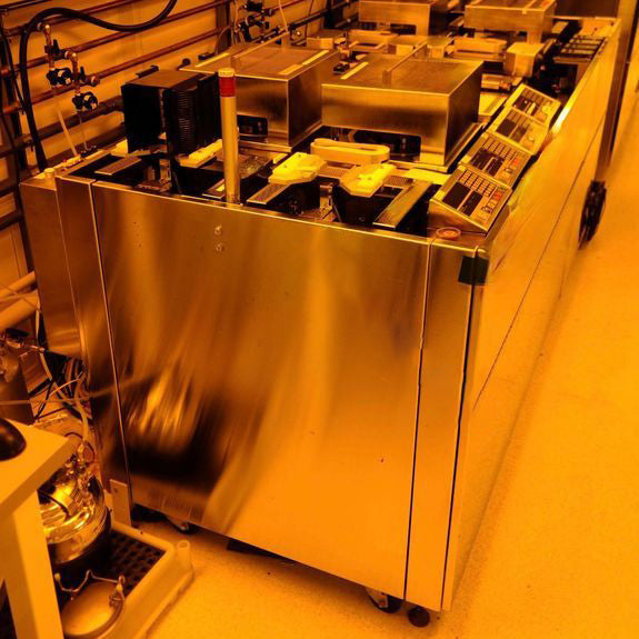 SVG 8800 Coater / Developer