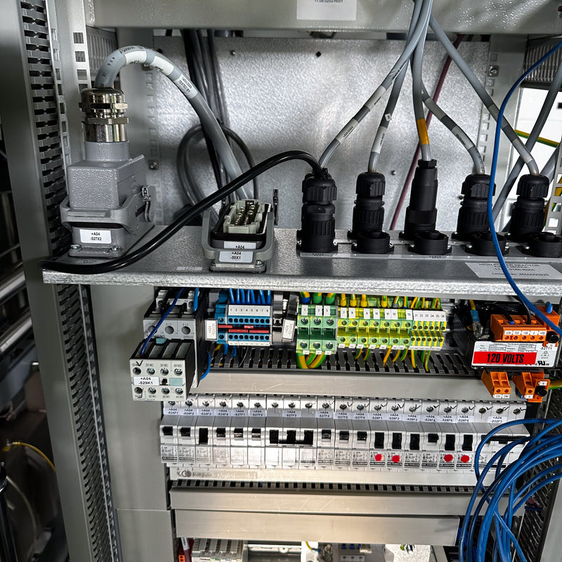 Aixtron G 4 MOCVD (Metal Organic Chemical Vapor Deposition)