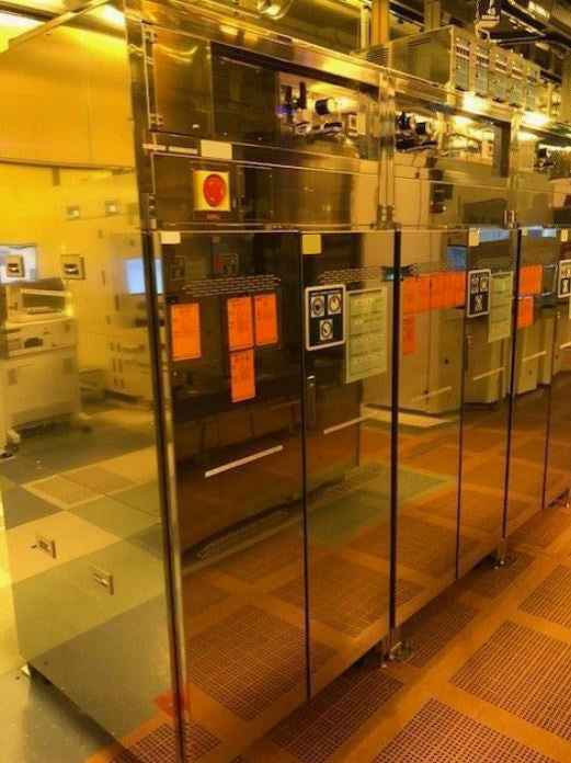 Tel Clean Track Lithius i+ Coater / Developer