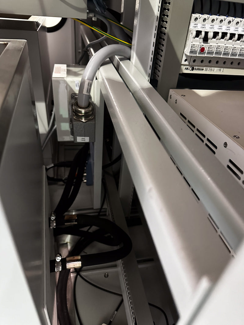 Aixtron G 4 MOCVD (Metal Organic Chemical Vapor Deposition)