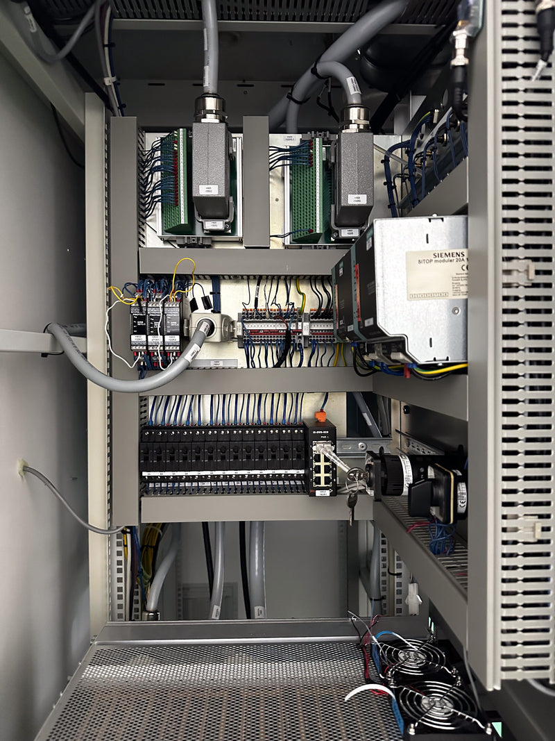 Aixtron G 4 MOCVD (Metal Organic Chemical Vapor Deposition)