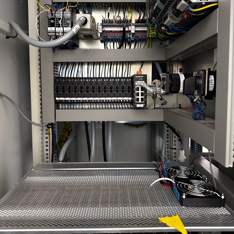 Aixtron G 4 MOCVD (Metal Organic Chemical Vapor Deposition)