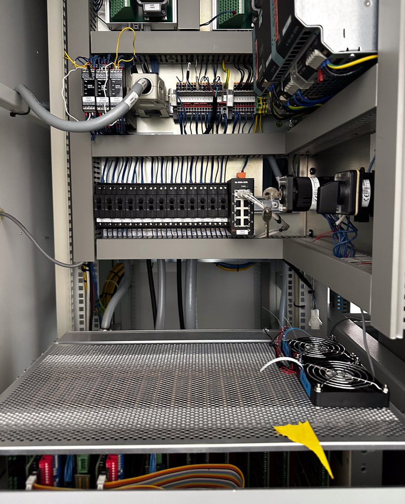 Aixtron G 4 MOCVD (Metal Organic Chemical Vapor Deposition)