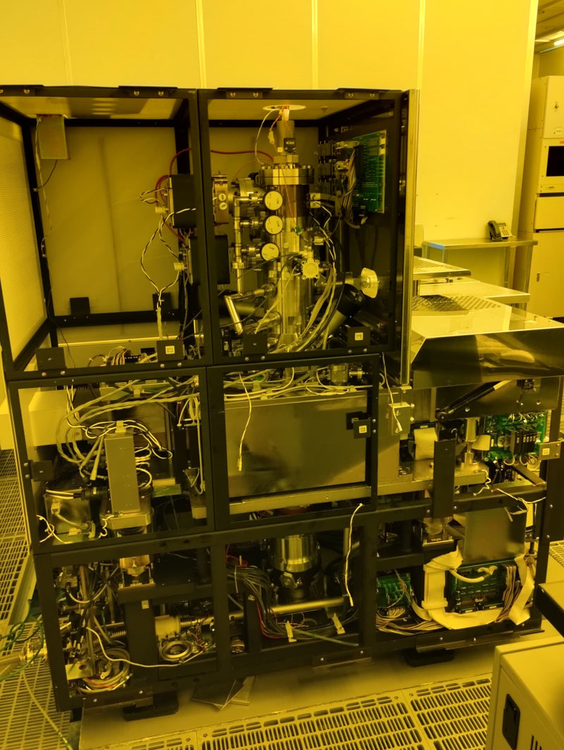 Hitachi S 8840 CD-SEM (Critical Dimension Scanning Electron Microscope)
