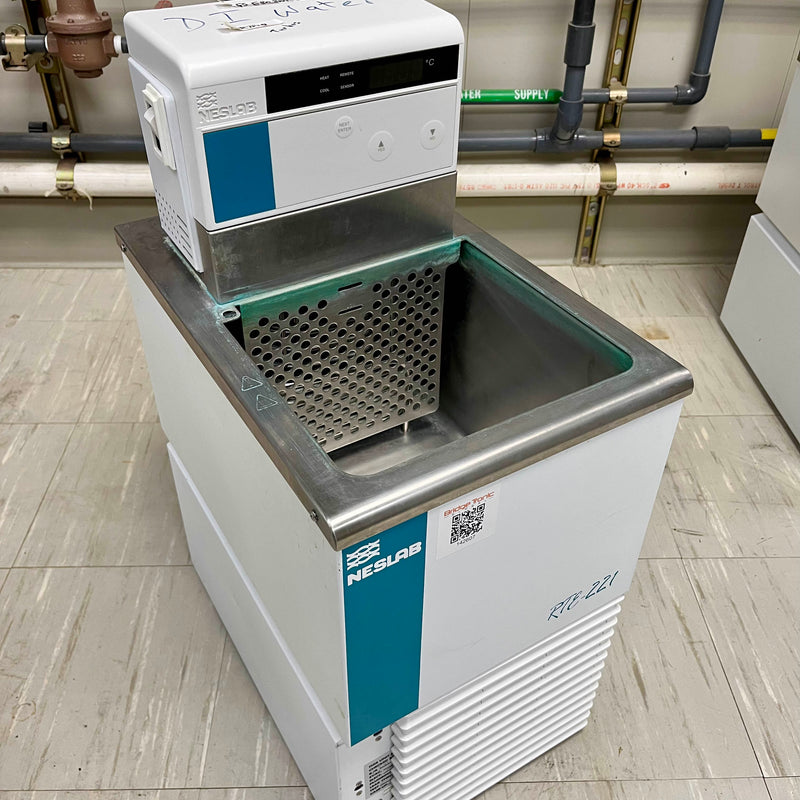 Neslab RTE 221 Chiller
