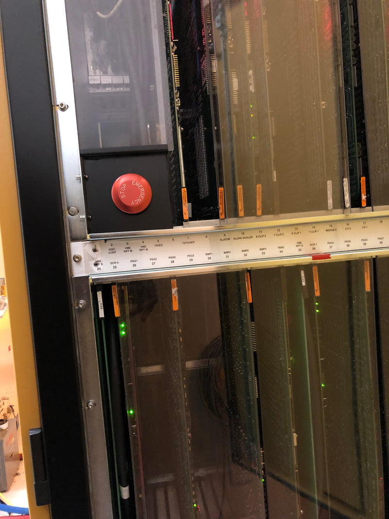 KLA 301 350-4 C 2 Photomask Inspection