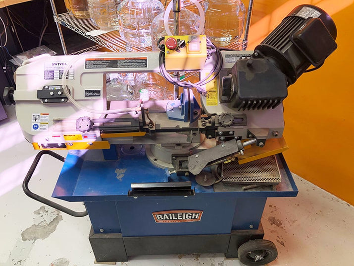Swivel BS 712 MS Hydraulic Metal Cutting Band Saw