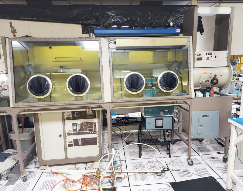 VAC Glove Box