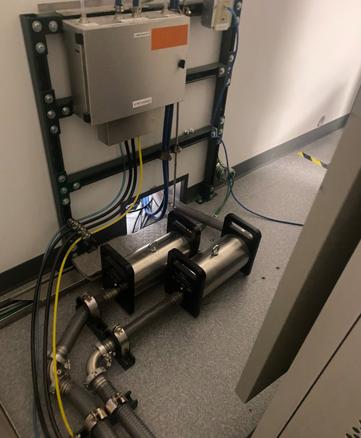 Thermo Fisher Scientific / FEI Helios NanoLab 1200 HP FIB-SEM (Focused Ion Beam - Scanning Electron Microscope)