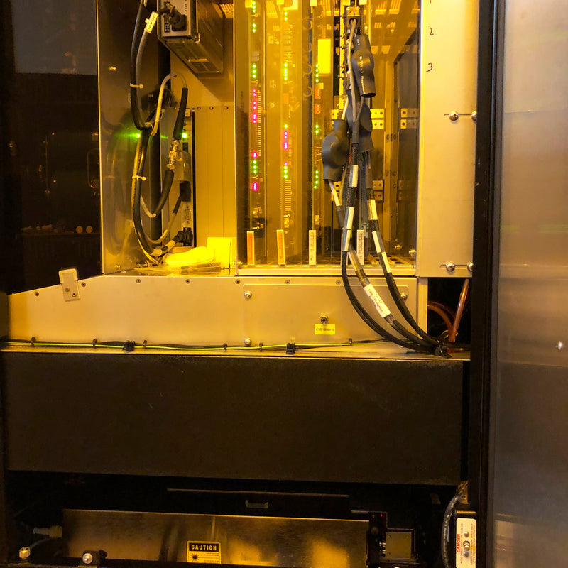 KLA 301 350-4 C 2 Photomask Inspection