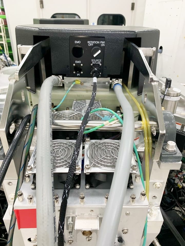 Applied Materials Endura 5500 MOCVD (Metal Organic Chemical Vapor Deposition)