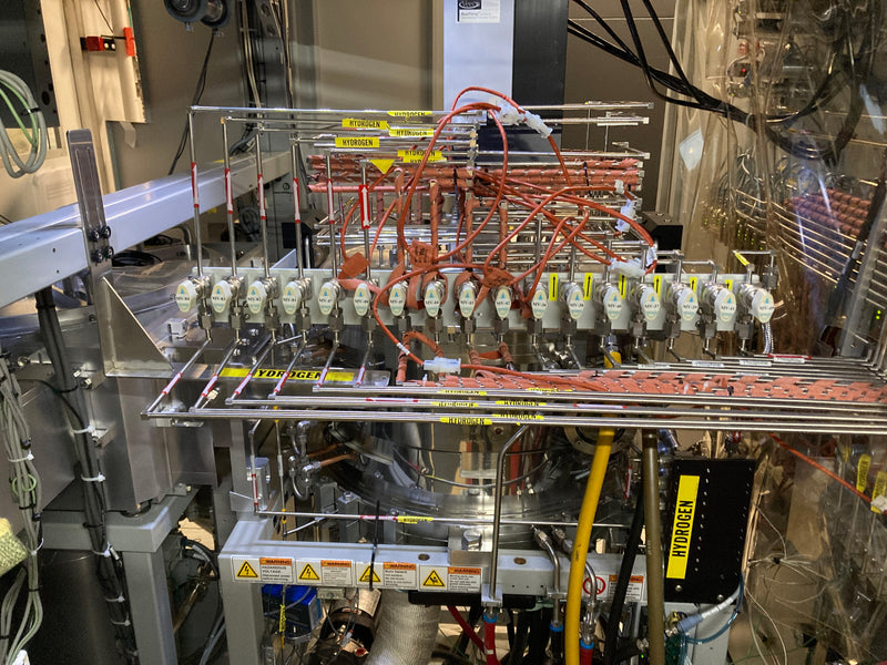 Veeco K 475 MOCVD (Metal Organic Chemical Vapor Deposition)