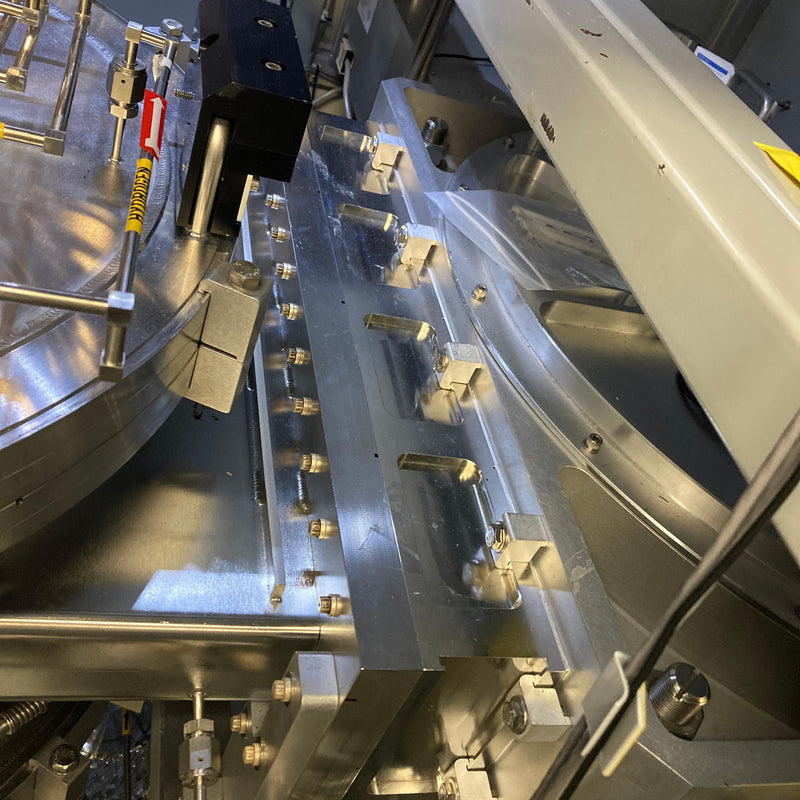 Veeco K 475 MOCVD (Metal Organic Chemical Vapor Deposition)