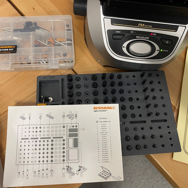 Keyence IM 8020 Image Dimension Measurement System