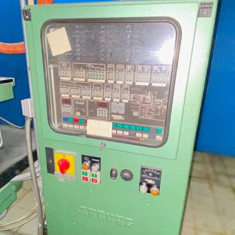 Arburg Allrounder Injection Molding Machine