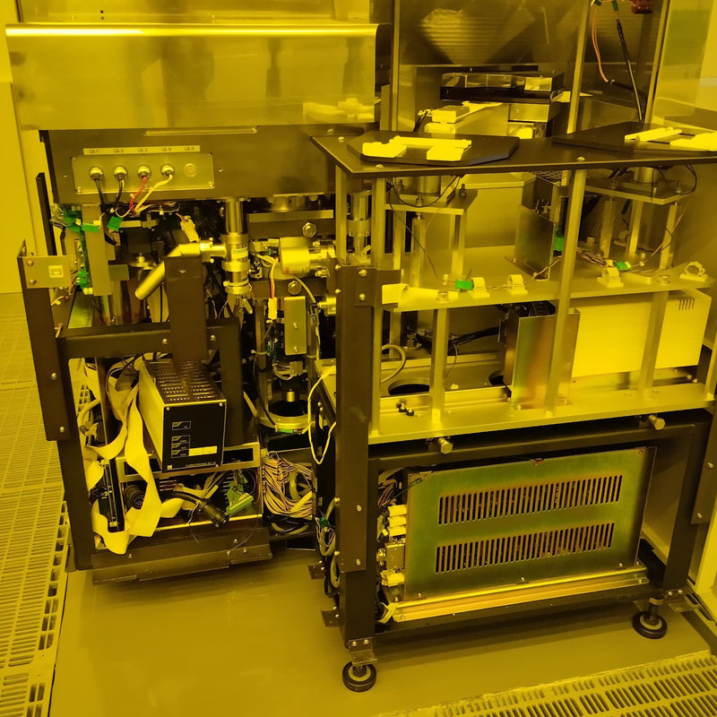 Hitachi S 8840 CD-SEM (Critical Dimension Scanning Electron Microscope)