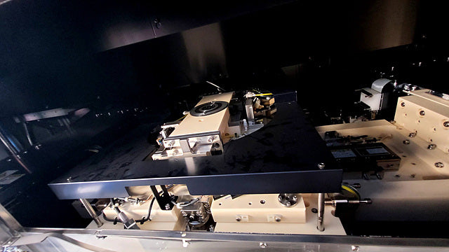 Hitachi IS 3000 SE Mask / Wafer Inspection