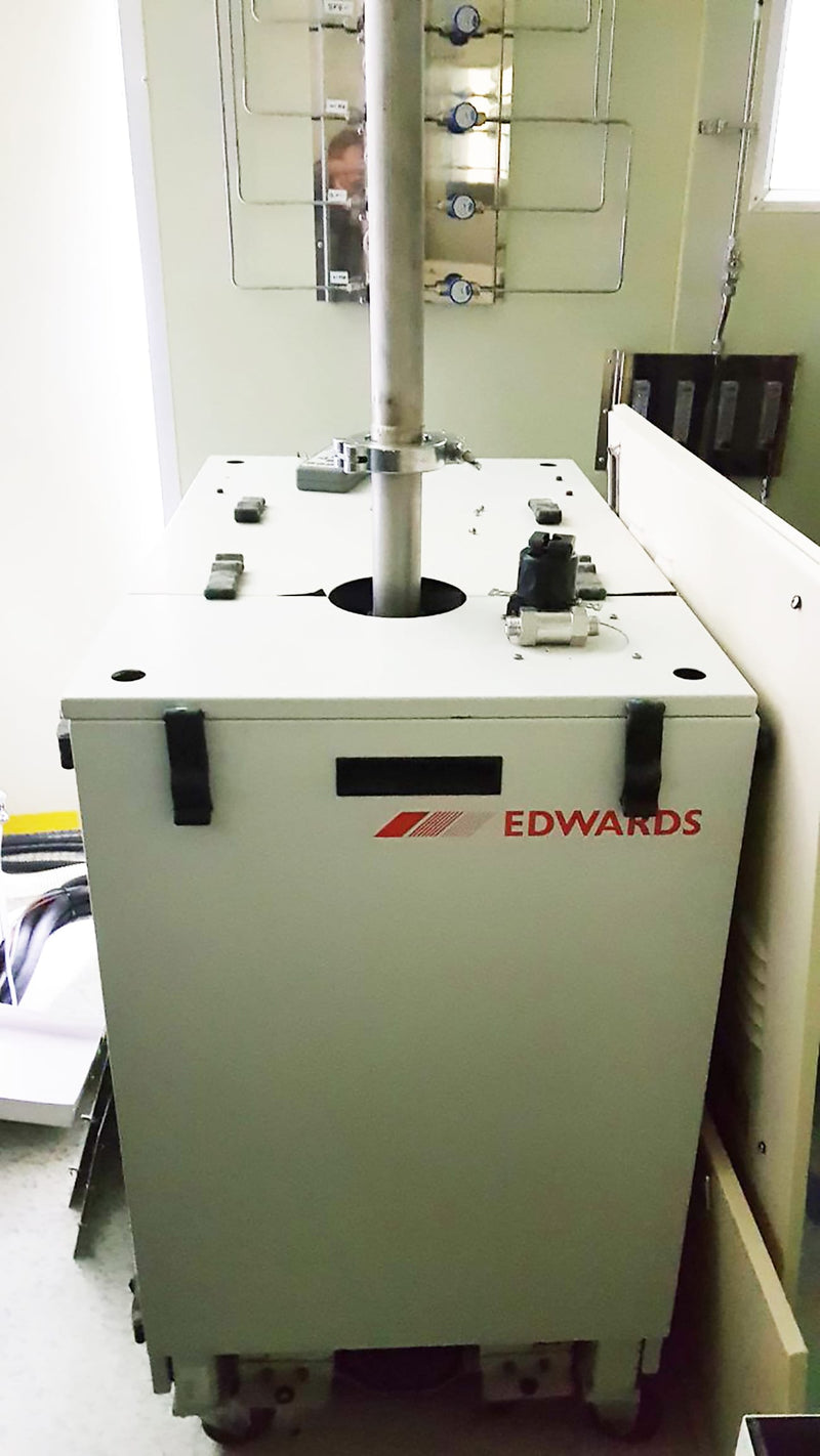 Lam Rainbow 4520 Plasma RIE (Reactive Ion Etcher)