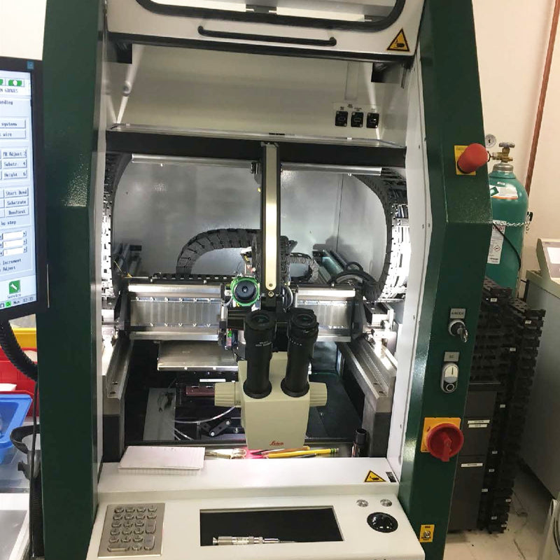 Hesse & Knipps (H&K) Bondjet 820 Wire Wedge Bonder