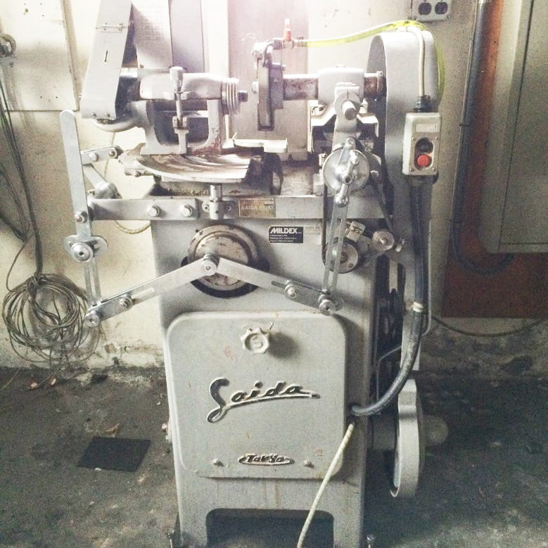 Saida TRS 150 Edging / Centering Machine