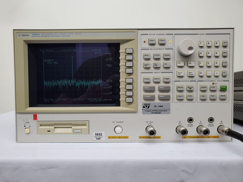 Keysight / Agilent 4395 A Network / Spectrum / Impedance Analyzer