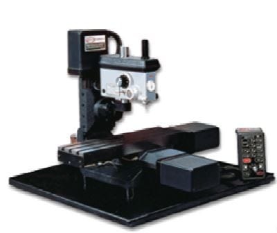 Servo M 7800 CNC Milling Machine