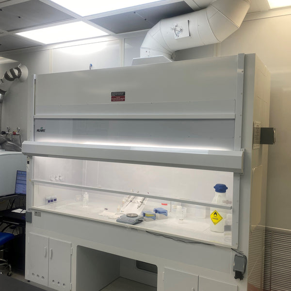 NuAire NU 156 830 Fume Hood