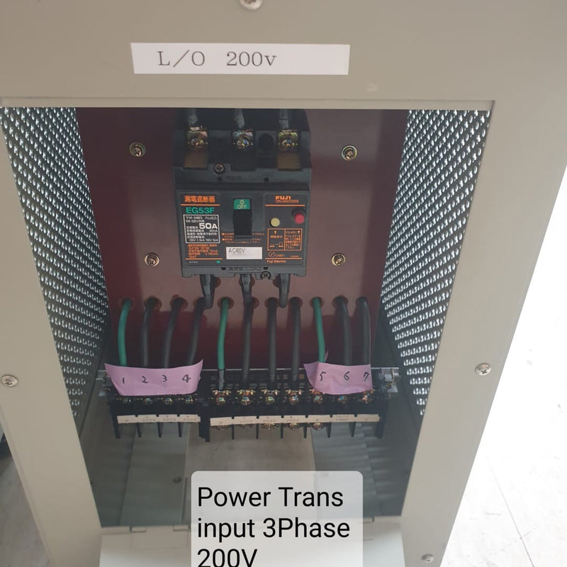 Hitachi S 8840 CD-SEM (Critical Dimension Scanning Electron Microscope)