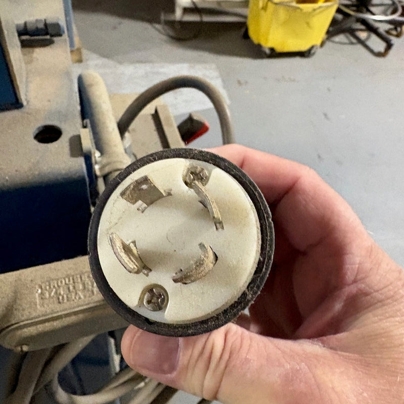 Strasbaugh 6 UR 4 Spindle Polisher