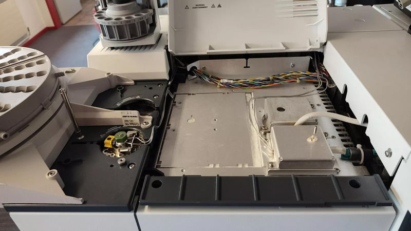 Agilent 7890 A GC (Gas Chromatography)