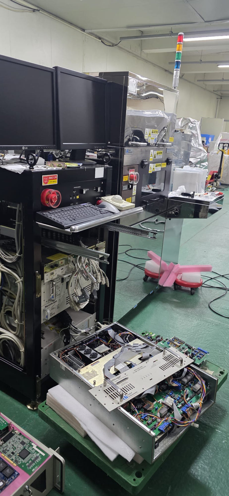 Veeco / Digital Instruments VX 210