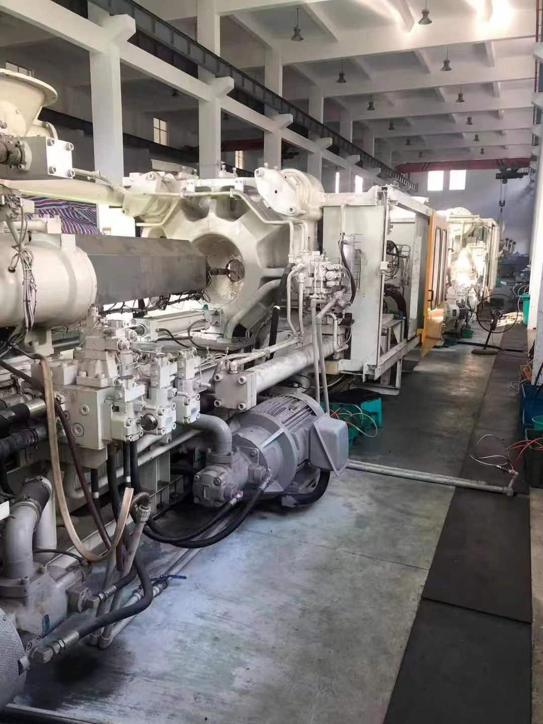 Toshiba IS 850 GT Injection Molding Machine – Bridge Tronic Global