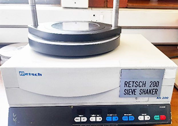 Retsch 200 Sieve Shaker