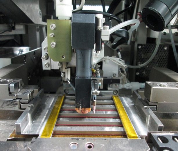 Shinkawa UTC 1000 Gold Wire Bonder